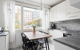 Apartment In The Heart Of Tampere - Free Parking